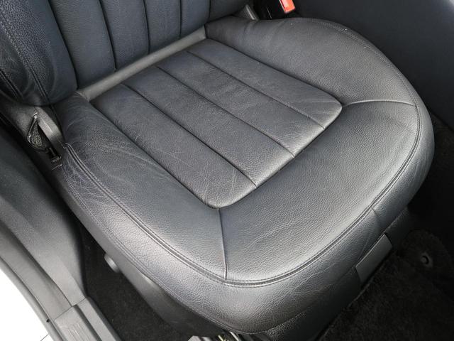 CLS350 ブルーエフィシェンシー オプションサンルーフ ブラックレザーシート ブラインドスポットアシスト レーダークルーズコントロール パドルシフト 純正ナビ バックカメラ パワーシート 全席シートヒーター キーレスゴー 電動トランク(23枚目)
