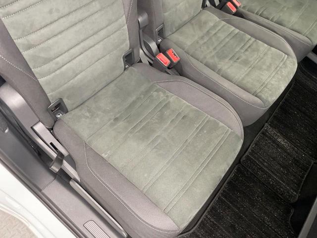 ゴルフトゥーラン ＴＳＩ　ハイライン　テクノロジーＰＫＧ　レーダークルーズコントロール　バックカメラ　アップルカープレイ　前席シートヒーター　パワーバックドア　パーキングアシスト　純正ナビ　ＬＥＤヘッドライト　レーンキープアシスト　禁煙車（44枚目）