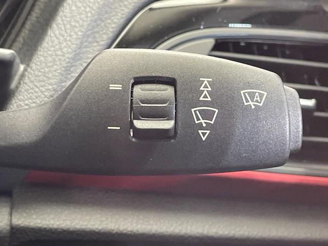 １シリーズ １１８ｄ　スポーツ　パーキングサポートＰＫＧ　コンフォートＰＫＧ　レーダークルコン　衝突軽減　純正ナビ　Ｂｌｕｅｔｏｏｔｈ　純正１６インチＡＷ　ＬＥＤヘッドランプ　オートライト　コンフォートアクセス　ＥＴＣ　禁煙車（49枚目）