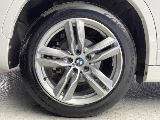 Ｘ１ ｘＤｒｉｖｅ　１８ｄ　Ｍスポーツ　パノラマサンルーフ　アドバンスドアクティブセーフティＰＫＧ　ハイラインＰＫＧ　純正ナビ　純正１８インチアルミホイール　シートヒーター　レーダークルーズコントロール　禁煙　ＥＴＣ　コンフォートアクセス（30枚目）