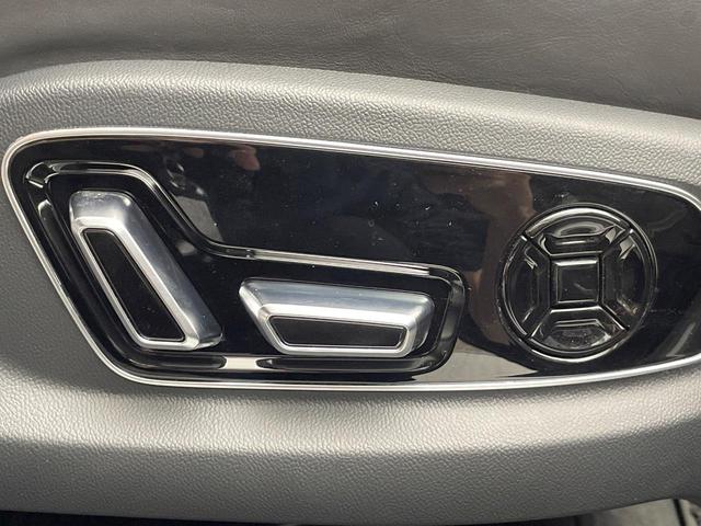 Ａ８ ５５ＴＦＳＩクワトロ　サンルーフ　ＢＡＮＧ＆ＯＬＵＦＳＥＮ　エアサス　革シート　シートベンチレーション　シートヒーター　バーチャルコックピット　ＡｐｐｌｅＣａｒＰｌａｙ　サラウンドビューカメラ　マトリクスＬＥＤヘッドランプ（57枚目）