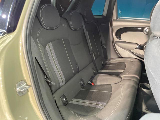 ＭＩＮＩ クーパーＳ　５ドア　エナジェティックスタイル　ユニオンジャックテールランプ　レーダークルコン　ペッパーパッケージ　純正ナビ　バックカメラ　Ｂｌｕｅｔｏｏｔｈ　ＬＥＤヘッドランプ　コンフォートアクセス　ＥＴＣ　禁煙（9枚目）