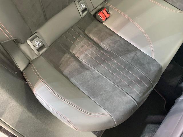 ３０８ ＧＴ　ブルーＨＤｉ　レーダークルコン　ＡｐｐｌｅＣａｒＰｌａｙ　ディーゼル車　バックカメラ　純正ナビ　オートデュアルエアコン　スマートキー　ＥＴＣ車載器　禁煙車　オートハイビーム　フルセグＴＶ　Ｂｌｕｅｔｏｏｔｈ（32枚目）