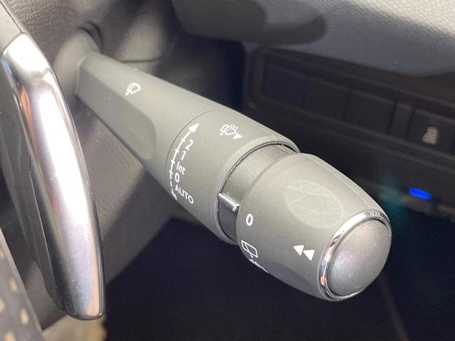 ３０８ ＧＴ　ブルーＨＤｉ　レーダークルコン　ＡｐｐｌｅＣａｒＰｌａｙ　ディーゼル車　バックカメラ　純正ナビ　オートデュアルエアコン　スマートキー　ＥＴＣ車載器　禁煙車　オートハイビーム　フルセグＴＶ　Ｂｌｕｅｔｏｏｔｈ（42枚目）