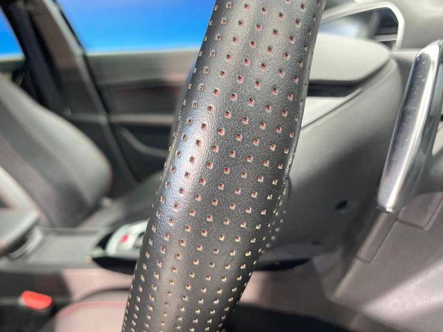 ３０８ ＧＴ　ブルーＨＤｉ　レーダークルコン　ＡｐｐｌｅＣａｒＰｌａｙ　ディーゼル車　バックカメラ　純正ナビ　オートデュアルエアコン　スマートキー　ＥＴＣ車載器　禁煙車　オートハイビーム　フルセグＴＶ　Ｂｌｕｅｔｏｏｔｈ（54枚目）