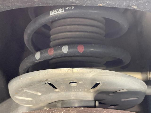 ３０８ ＧＴ　ブルーＨＤｉ　レーダークルコン　ＡｐｐｌｅＣａｒＰｌａｙ　ディーゼル車　バックカメラ　純正ナビ　オートデュアルエアコン　スマートキー　ＥＴＣ車載器　禁煙車　オートハイビーム　フルセグＴＶ　Ｂｌｕｅｔｏｏｔｈ（55枚目）