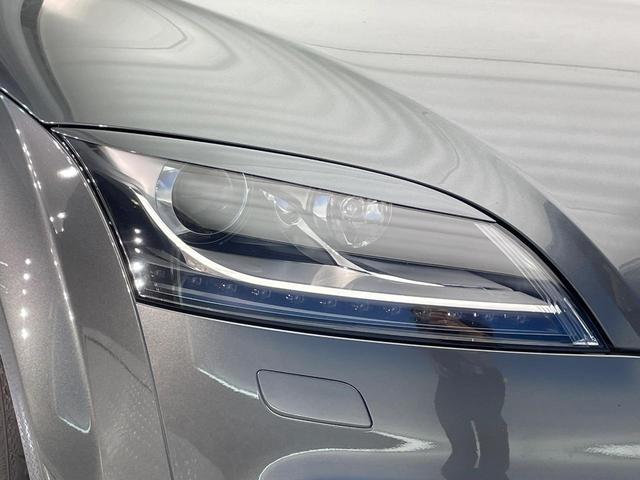 TTクーペ 1.8TFSI Sラインコンペティション 後期型 固定式リアスポイラー 専用19インチアルミホイール 赤キャリパー 革/アルカンターラコンビシート 純正ナビ HIDヘッドライト Bluetooth フルセグTV キーレス ETC車載器 禁煙車(13枚目)