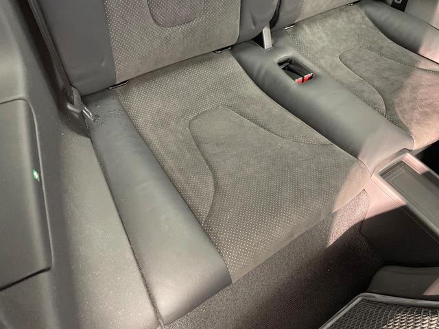 TTクーペ 1.8TFSI Sラインコンペティション 後期型 固定式リアスポイラー 専用19インチアルミホイール 赤キャリパー 革/アルカンターラコンビシート 純正ナビ HIDヘッドライト Bluetooth フルセグTV キーレス ETC車載器 禁煙車(25枚目)