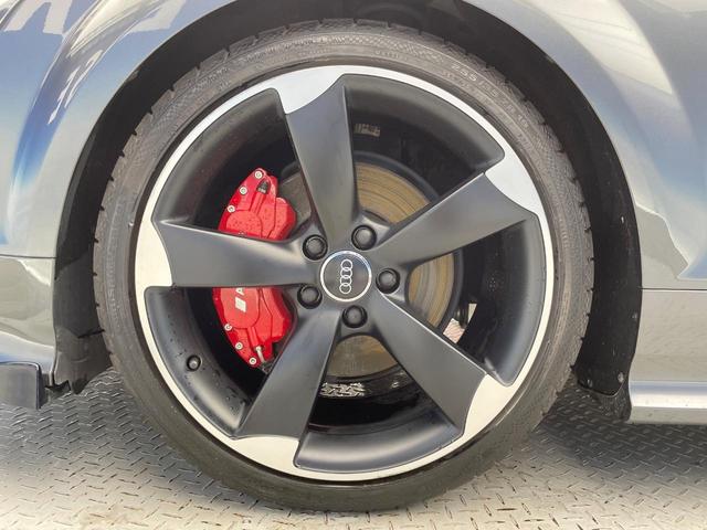 TTクーペ 1.8TFSI Sラインコンペティション 後期型 固定式リアスポイラー 専用19インチアルミホイール 赤キャリパー 革/アルカンターラコンビシート 純正ナビ HIDヘッドライト Bluetooth フルセグTV キーレス ETC車載器 禁煙車(29枚目)