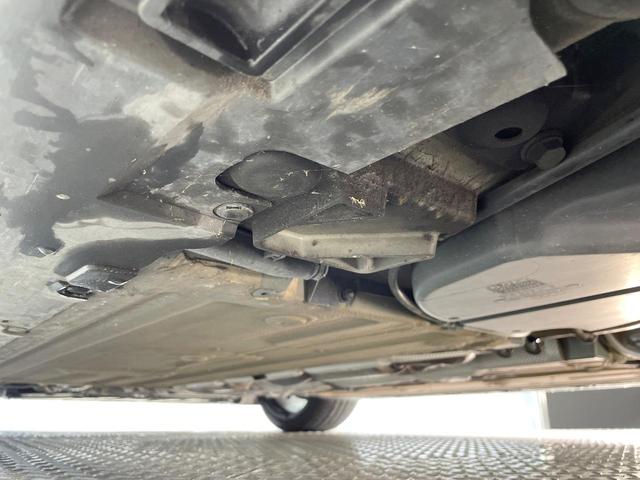 TTクーペ 1.8TFSI Sラインコンペティション 後期型 固定式リアスポイラー 専用19インチアルミホイール 赤キャリパー 革/アルカンターラコンビシート 純正ナビ HIDヘッドライト Bluetooth フルセグTV キーレス ETC車載器 禁煙車(48枚目)