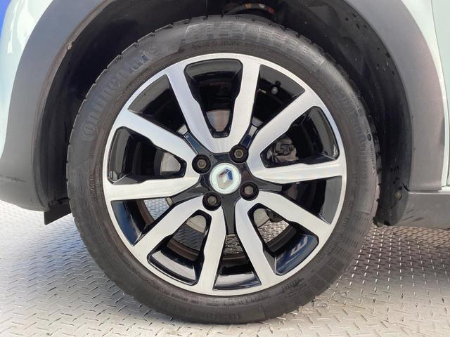 トゥインゴ ラ・パリジェンヌ　キャンバストップ　１３０台限定特別仕様車　禁煙車　バックカメラ　リアコーナーセンサー　前席シートヒーター　ＥＴＣ車載器　クルーズコントロール　ｂｌｕｅｔｏｏｔｈ接続　オートライト　オートエアコン　チェック柄コンビシート（25枚目）