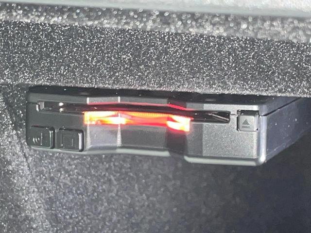 ３００８ ＧＴ　ブルーＨＤｉ　パノラミックサンルーフ　レーダークルーズコントロール　バックカメラ　ブラインドスポットアシスト　前席シートヒーター　運転席メモリー付パワーシート　パワーバックドア　ＬＥＤヘッドライト　禁煙車　ＥＴＣ（49枚目）