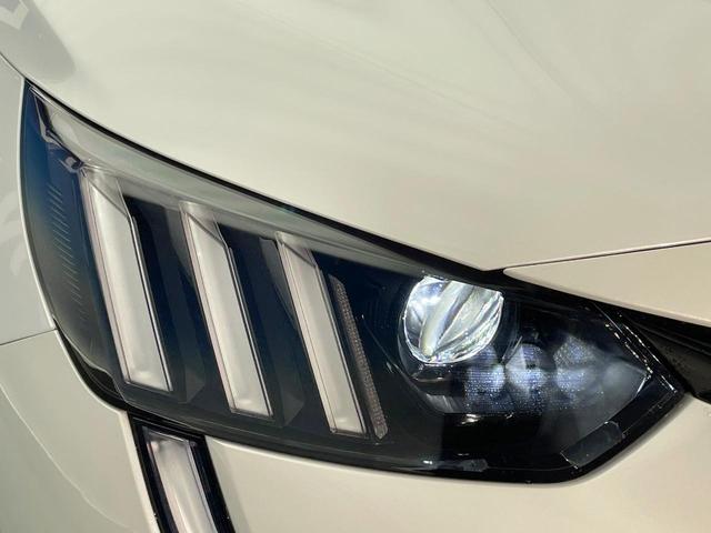 ２０８ ＧＴ　レーダークルコン　アクティブセーフティブレーキ　ＡｐｐｌｅＣａｒＰｌａｙ　バックカメラ　クリアランスソナー　シートヒーター　ＬＥＤヘッドランプ　純正１７インチＡＷ　ドライブモード　ＥＴＣ　禁煙車（23枚目）
