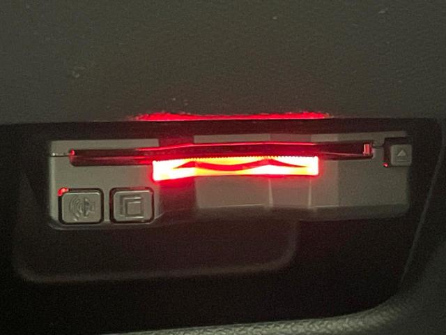 ２０８ ＧＴ　レーダークルコン　アクティブセーフティブレーキ　ＡｐｐｌｅＣａｒＰｌａｙ　バックカメラ　クリアランスソナー　シートヒーター　ＬＥＤヘッドランプ　純正１７インチＡＷ　ドライブモード　ＥＴＣ　禁煙車（46枚目）