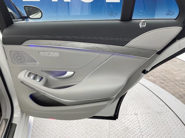 Sクラス S400ハイブリッド エクスクルーシブ AMGスポーツPKG パノラミックスライディングルーフ マッサージ機能付き白革シート ベンチレーター Burmester レーダーセーフティPKG 全周囲カメラ ヘッドアップディスプレイ 禁煙車(31枚目)