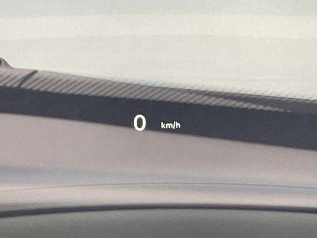 ＭＩＮＩ ジョンクーパーワークスＧＰインスパイアードエデション　特別仕様車　３ドア　専用ボディ色レーシンググレー　デジタルメーター　ヘッドアップディスプレイ　純正１８インチＡＷ　カメラ・パーキングアシストパッケージ　クルコン　ＬＥＤヘッドランプ　ＥＴＣ　禁煙車（8枚目）