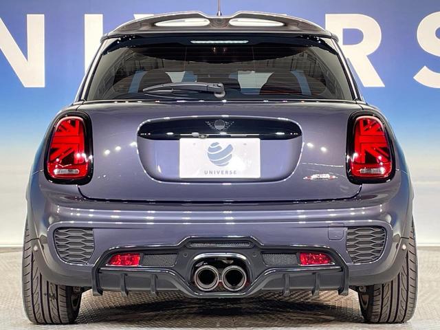 ＭＩＮＩ ジョンクーパーワークスＧＰインスパイアードエデション　特別仕様車　３ドア　専用ボディ色レーシンググレー　デジタルメーター　ヘッドアップディスプレイ　純正１８インチＡＷ　カメラ・パーキングアシストパッケージ　クルコン　ＬＥＤヘッドランプ　ＥＴＣ　禁煙車（16枚目）