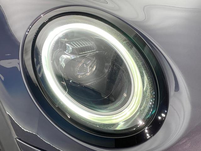 ＭＩＮＩ ジョンクーパーワークスＧＰインスパイアードエデション　特別仕様車　３ドア　専用ボディ色レーシンググレー　デジタルメーター　ヘッドアップディスプレイ　純正１８インチＡＷ　カメラ・パーキングアシストパッケージ　クルコン　ＬＥＤヘッドランプ　ＥＴＣ　禁煙車（23枚目）