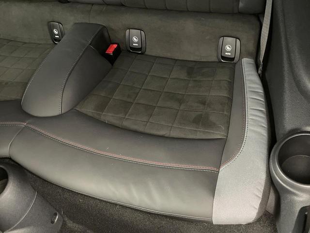 ＭＩＮＩ ジョンクーパーワークスＧＰインスパイアードエデション　特別仕様車　３ドア　専用ボディ色レーシンググレー　デジタルメーター　ヘッドアップディスプレイ　純正１８インチＡＷ　カメラ・パーキングアシストパッケージ　クルコン　ＬＥＤヘッドランプ　ＥＴＣ　禁煙車（38枚目）