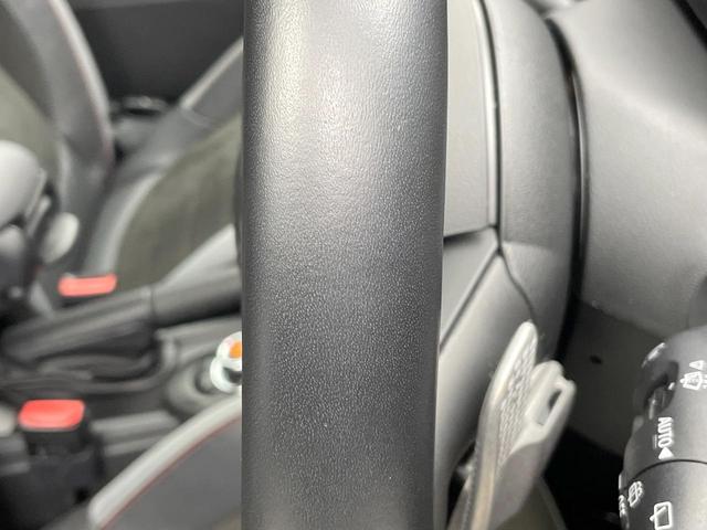 ＭＩＮＩ ジョンクーパーワークスＧＰインスパイアードエデション　特別仕様車　３ドア　専用ボディ色レーシンググレー　デジタルメーター　ヘッドアップディスプレイ　純正１８インチＡＷ　カメラ・パーキングアシストパッケージ　クルコン　ＬＥＤヘッドランプ　ＥＴＣ　禁煙車（41枚目）