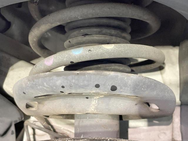 ２００８ クロスシティ　後期型　パノラミックガラスルーフ　ＡｐｐｌｅＣａｒＰｌａｙ　アクティブセーフティブレーキ　シートヒーター　クルコン　バックカメラ　クリアランスソナー　ハーフレザー　Ｂｌｕｅｔｏｏｔｈ　ＥＴＣ　禁煙車（20枚目）