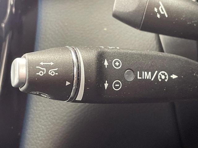 ＧＬＣ ＧＬＣ２２０ｄ　４マチックスポーツ　レーダークルーズコントロール　パノラミックビューモニター　ブラインドスポットアシスト　ヘッドアップディスプレイ　全席シートヒーター　前席メモリー付パワーシート　純正ナビ　ＬＥＤヘッドライト　禁煙車（4枚目）