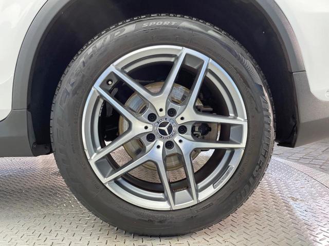ＧＬＣ ＧＬＣ２２０ｄ　４マチックスポーツ　レーダークルーズコントロール　パノラミックビューモニター　ブラインドスポットアシスト　ヘッドアップディスプレイ　全席シートヒーター　前席メモリー付パワーシート　純正ナビ　ＬＥＤヘッドライト　禁煙車（22枚目）