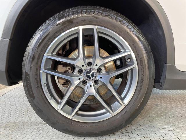 ＧＬＣ ＧＬＣ２２０ｄ　４マチックスポーツ　レーダークルーズコントロール　パノラミックビューモニター　ブラインドスポットアシスト　ヘッドアップディスプレイ　全席シートヒーター　前席メモリー付パワーシート　純正ナビ　ＬＥＤヘッドライト　禁煙車（24枚目）