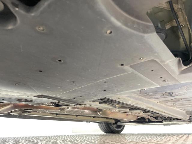 ３０８ ＧＴ　ブルーＨＤｉ　ディーゼル車　レーダークルーズ　ディスプレイオーディオ　ＡｐｐｌｅＣａｒＰｌａｙ　バックカメラ　クリアランスソナー　ＬＥＤヘッドランプ　ブラインドスポット　純正１７インチＡＷ　ＥＴＣ車載器　禁煙車（25枚目）