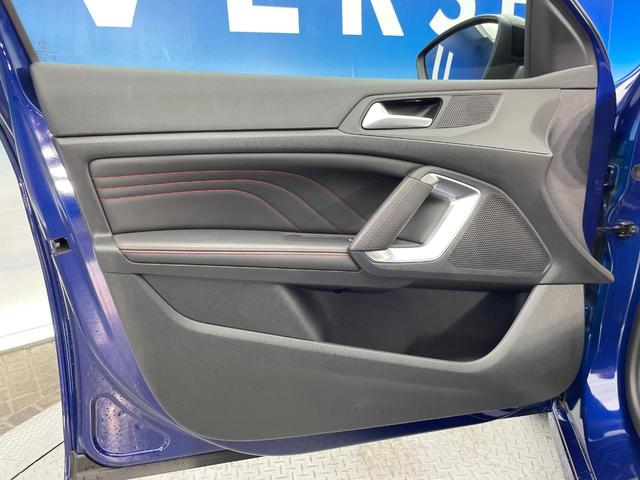 ３０８ ＧＴ　ブルーＨＤｉ　ディーゼル車　レーダークルーズ　ディスプレイオーディオ　ＡｐｐｌｅＣａｒＰｌａｙ　バックカメラ　クリアランスソナー　ＬＥＤヘッドランプ　ブラインドスポット　純正１７インチＡＷ　ＥＴＣ車載器　禁煙車（32枚目）