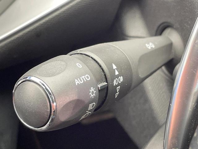 ３０８ ＧＴ　ブルーＨＤｉ　ディーゼル車　レーダークルーズ　ディスプレイオーディオ　ＡｐｐｌｅＣａｒＰｌａｙ　バックカメラ　クリアランスソナー　ＬＥＤヘッドランプ　ブラインドスポット　純正１７インチＡＷ　ＥＴＣ車載器　禁煙車（51枚目）