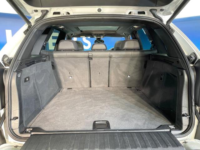 Ｘ５ ｘＤｒｉｖｅ　３５ｄ　Ｍスポーツ　４ＷＤ　セレクトパッケージ　黒革シート　レーダークルーズ　純正ナビ　Ｂｌｕｅｔｏｏｔｈ　バックカメラ　全席シートヒーター　前席パワーシート　コンフォートアクセス　ルームミラー内蔵ＥＴＣ　禁煙車（11枚目）