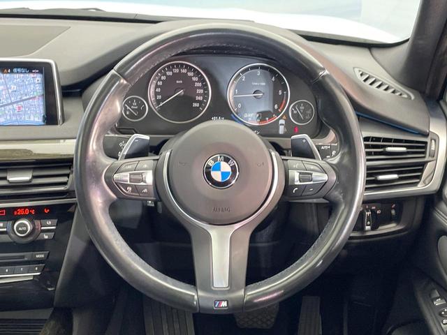 Ｘ５ ｘＤｒｉｖｅ　３５ｄ　Ｍスポーツ　４ＷＤ　セレクトパッケージ　黒革シート　レーダークルーズ　純正ナビ　Ｂｌｕｅｔｏｏｔｈ　バックカメラ　全席シートヒーター　前席パワーシート　コンフォートアクセス　ルームミラー内蔵ＥＴＣ　禁煙車（12枚目）