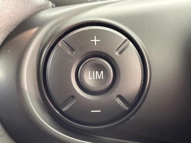 ＭＩＮＩ クーパー　３ドア　カメラ／パーキングアシストパッケージ　ペッパーパッケージ　禁煙車　純正ナビ　バックカメラ　ＬＥＤヘッド　ドライビングアシスト　ユニオンジャックリアランプ　オートエアコン　ＥＴＣ　１オーナー（41枚目）