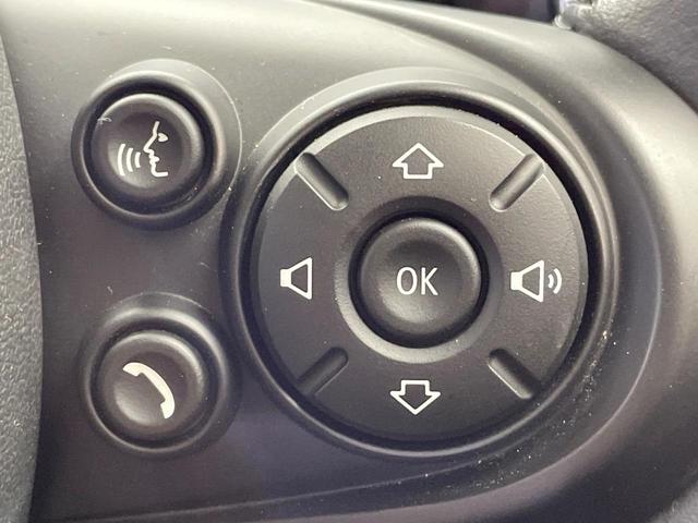 ＭＩＮＩ クーパー　３ドア　カメラ／パーキングアシストパッケージ　ペッパーパッケージ　禁煙車　純正ナビ　バックカメラ　ＬＥＤヘッド　ドライビングアシスト　ユニオンジャックリアランプ　オートエアコン　ＥＴＣ　１オーナー（42枚目）