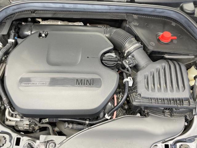 MINI クーパーSD 5ドア ユニオンジャックテールランプ カメラ・パーキングアシストパッケージ ペッパーパッケージ ドライビングモード ドライビングアシスト 純正ナビ Bluetooth LEDヘッドランプ ETC 禁煙(19枚目)