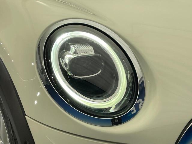 MINI クーパーSD 5ドア ユニオンジャックテールランプ カメラ・パーキングアシストパッケージ ペッパーパッケージ ドライビングモード ドライビングアシスト 純正ナビ Bluetooth LEDヘッドランプ ETC 禁煙(23枚目)