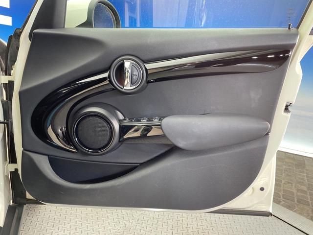 MINI クーパーSD 5ドア ユニオンジャックテールランプ カメラ・パーキングアシストパッケージ ペッパーパッケージ ドライビングモード ドライビングアシスト 純正ナビ Bluetooth LEDヘッドランプ ETC 禁煙(37枚目)