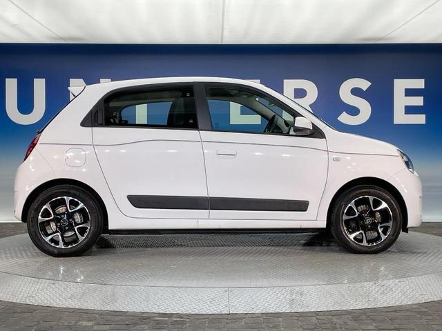 トゥインゴ ＥＤＣ　後期型　アップルカープレイ　バックカメラ　クリアランスソナー　オートクルーズコントロール　キーレスエントリー　車線逸脱警報機能　オートライト　Ｂｌｕｅｔｏｏｔｈ　純正１５インチアルミ　禁煙車（35枚目）