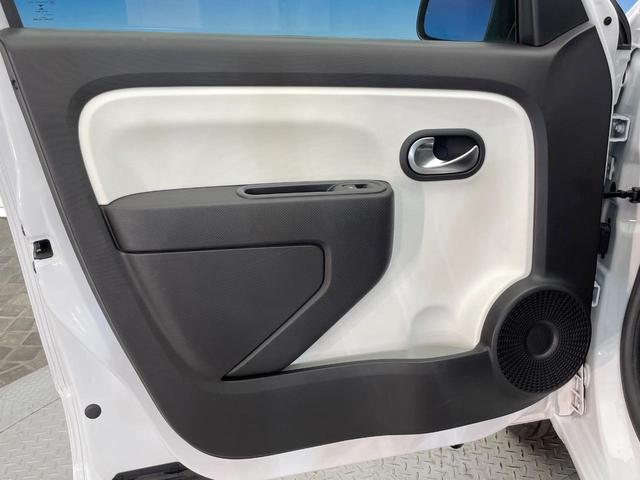 トゥインゴ ＥＤＣ　後期型　アップルカープレイ　バックカメラ　クリアランスソナー　オートクルーズコントロール　キーレスエントリー　車線逸脱警報機能　オートライト　Ｂｌｕｅｔｏｏｔｈ　純正１５インチアルミ　禁煙車（42枚目）