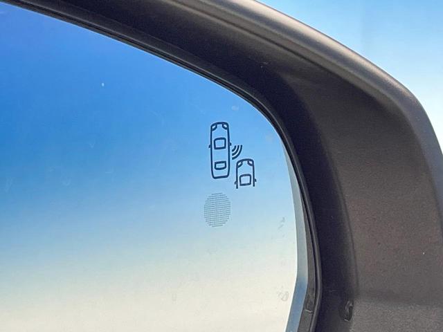 ３００８ ＧＴライン　ＡｐｐｌｅＣａｒＰｌａｙ　アダプティブクルコン　ブラインドスポットモニター　インテリジェントハイビーム　アクティブセーフティブレーキ　バックカメラ　スマートキー　ＬＥＤヘッド　パワーバックドア　禁煙車（7枚目）