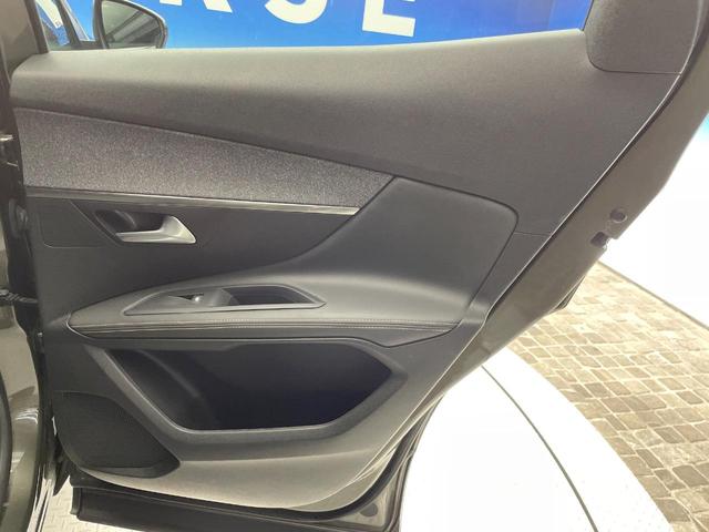 ３００８ ＧＴライン　ＡｐｐｌｅＣａｒＰｌａｙ　アダプティブクルコン　ブラインドスポットモニター　インテリジェントハイビーム　アクティブセーフティブレーキ　バックカメラ　スマートキー　ＬＥＤヘッド　パワーバックドア　禁煙車（31枚目）