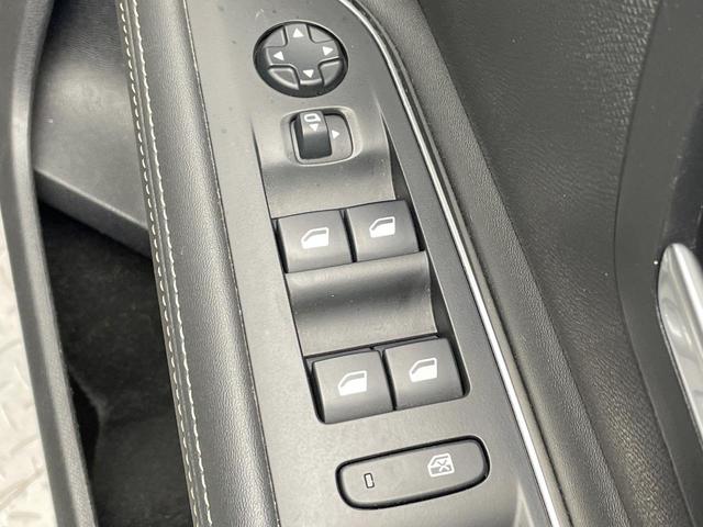 ３００８ ＧＴライン　ＡｐｐｌｅＣａｒＰｌａｙ　アダプティブクルコン　ブラインドスポットモニター　インテリジェントハイビーム　アクティブセーフティブレーキ　バックカメラ　スマートキー　ＬＥＤヘッド　パワーバックドア　禁煙車（43枚目）