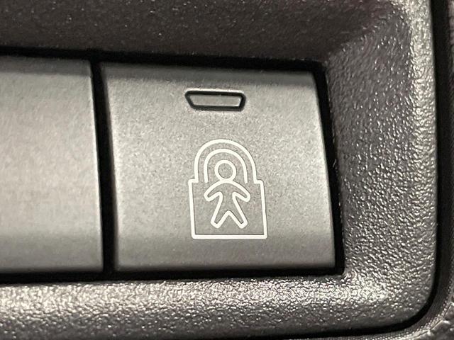 ３００８ ＧＴライン　ＡｐｐｌｅＣａｒＰｌａｙ　アダプティブクルコン　ブラインドスポットモニター　インテリジェントハイビーム　アクティブセーフティブレーキ　バックカメラ　スマートキー　ＬＥＤヘッド　パワーバックドア　禁煙車（63枚目）