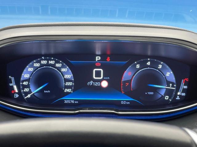 ３００８ ＧＴライン　ＡｐｐｌｅＣａｒＰｌａｙ　アダプティブクルコン　ブラインドスポットモニター　インテリジェントハイビーム　アクティブセーフティブレーキ　バックカメラ　スマートキー　ＬＥＤヘッド　パワーバックドア　禁煙車（64枚目）