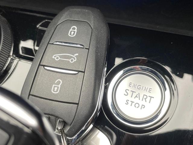 ３００８ ＧＴライン　ＡｐｐｌｅＣａｒＰｌａｙ　アダプティブクルコン　ブラインドスポットモニター　インテリジェントハイビーム　アクティブセーフティブレーキ　バックカメラ　スマートキー　ＬＥＤヘッド　パワーバックドア　禁煙車（65枚目）