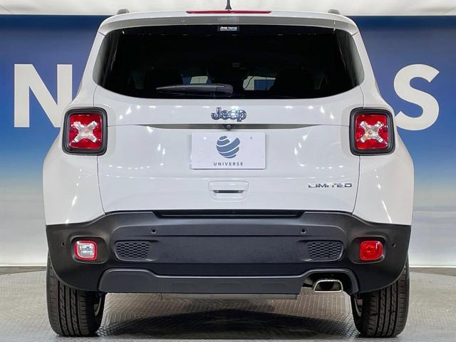 ジープ・レネゲード リミテッド　後期型　黒革　シート／ステアリングヒーター　アダプティブクルコン　ＡｐｐｌｅＣａｒＰｌａｙ　純正ナビ　地デジＴＶ　ブラインドスポット警告　ＬＥＤヘッド　バックカメラ　スマートキー　レーンセンス　禁煙車（16枚目）
