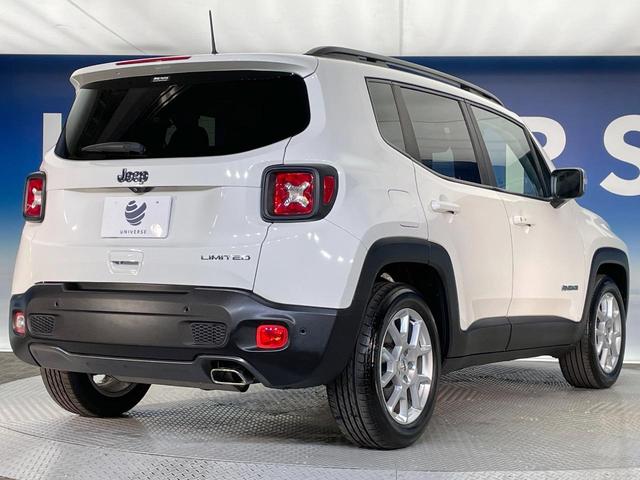 ジープ・レネゲード リミテッド　後期型　黒革　シート／ステアリングヒーター　アダプティブクルコン　ＡｐｐｌｅＣａｒＰｌａｙ　純正ナビ　地デジＴＶ　ブラインドスポット警告　ＬＥＤヘッド　バックカメラ　スマートキー　レーンセンス　禁煙車（24枚目）