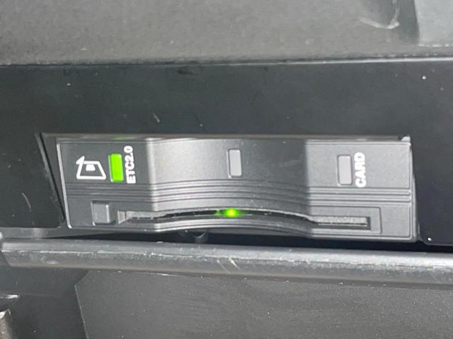 ジープ・レネゲード リミテッド　後期型　黒革　シート／ステアリングヒーター　アダプティブクルコン　ＡｐｐｌｅＣａｒＰｌａｙ　純正ナビ　地デジＴＶ　ブラインドスポット警告　ＬＥＤヘッド　バックカメラ　スマートキー　レーンセンス　禁煙車（47枚目）