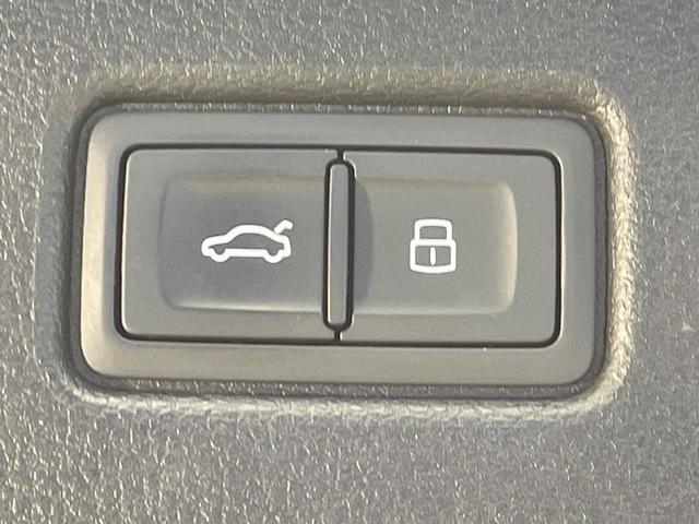 Ｑ５スポーツバック ４０ＴＤＩクワトロ　Ｓライン　ＳラインプラスＰＫＧ　マトリクスＬＥＤ　バーチャルコックピットプラス　全席シートヒーター　全周囲カメラ　アダプティブクルコン　ＡｐｐｌｅＣａｒＰｌａｙ　純正ナビ　メモリー付パワーシート　ＥＴＣ　禁煙車（37枚目）